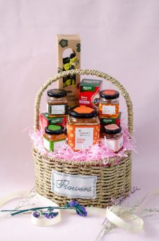 Eight Prosperity Hamper